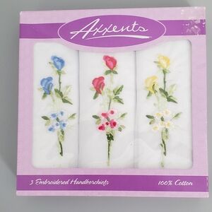 New in box Axxents embroidered handkerchiefs